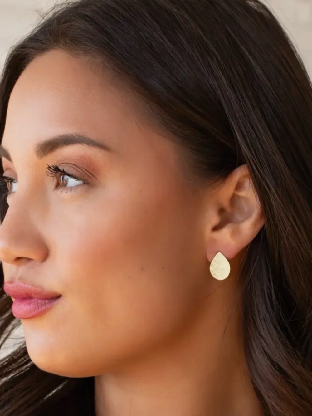 Panache Apparel Co. Gold Teardrop Hammered Stud Earrings